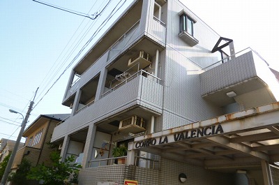 コーポラバレンシア 外観_426_779.jpg
