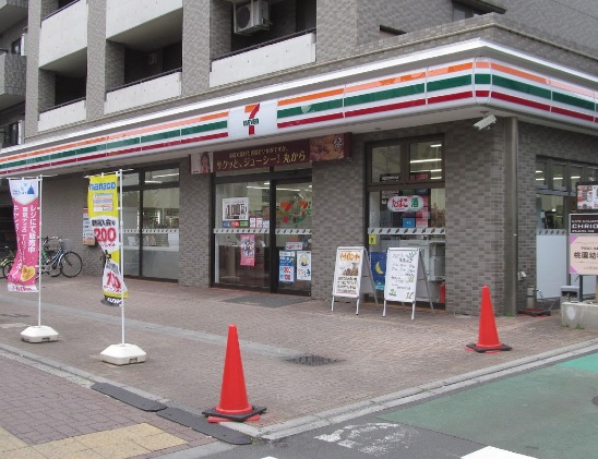 ドルチェ桜井 コンビ二：ｾﾌﾞﾝｲﾚﾌﾞﾝ 中野中央5丁目店　332m